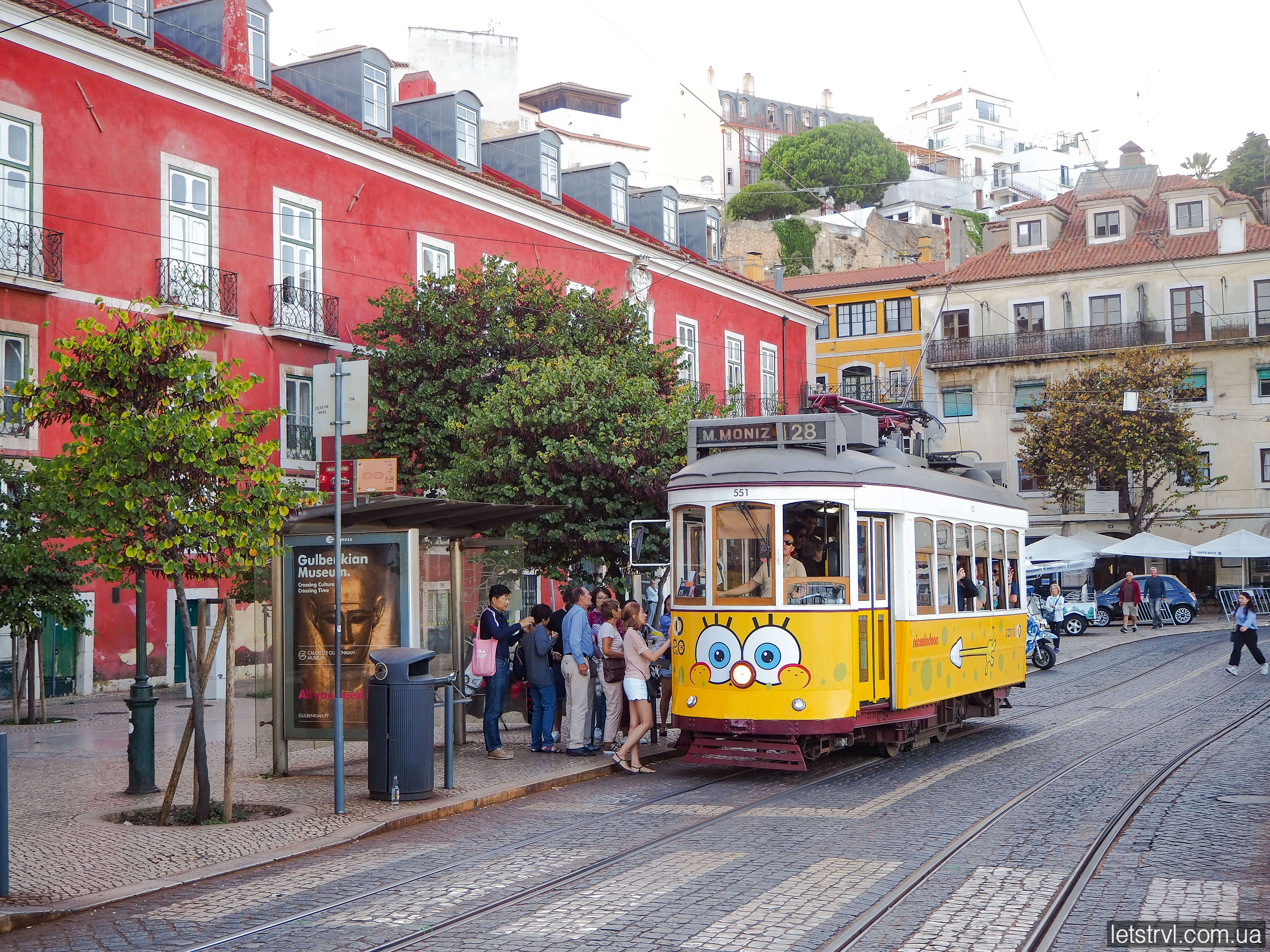 Лісабонський жовтий трамвай