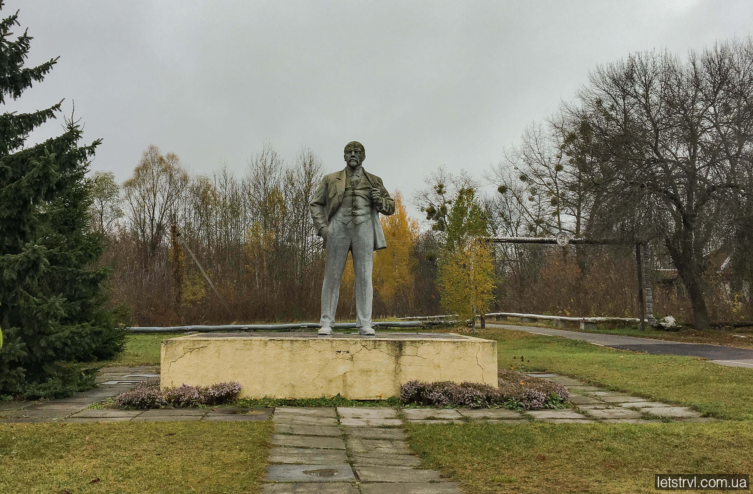 Памʼятник Леніну в Чорнобилі